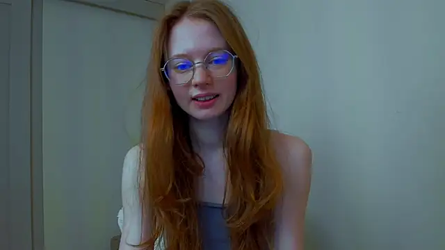 Fire Luna online show from 04/05/26, 05:37