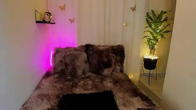 Kaaiiri online show from 01/16/26, 02:32