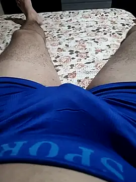 Snapshot of gatmoreno1 chatting on 02/15/25, 11:47 gatmoreno1 online show from 02/15/25, 11:47