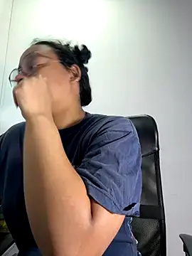 angela angels  online show from 10/11/25, 04:01