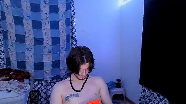 Benzolbub3 online show from 10/07/25, 10:34
