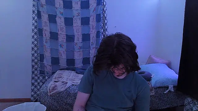 Benzolbub3 online show from 10/16/25, 06:03