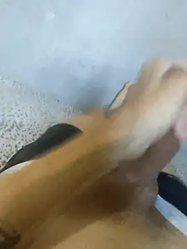 Snapshot of Juliano69xv chatting on 03/03/25, 12:27 Juliano69xv online show from 03/03/25, 12:27