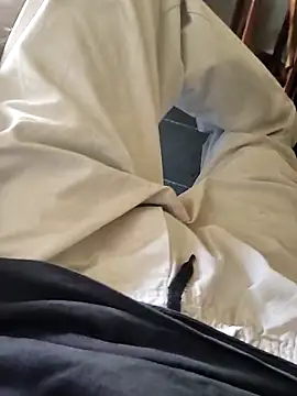 Snapshot of Juliano69xv chatting on 09/20/25, 07:04 Juliano69xv online show from 09/20/25, 07:04