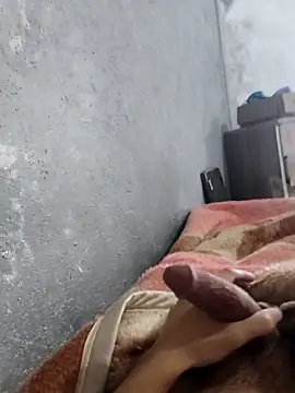 Snapshot of Juliano69xv chatting on 10/03/25, 12:46 Juliano69xv online show from 10/03/25, 12:46