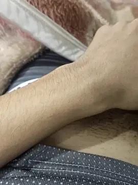 Snapshot of Juliano69xv chatting on 10/26/25, 11:27 Juliano69xv online show from 10/26/25, 11:27