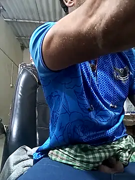 Priynkarani online show from 12/18/25, 03:18