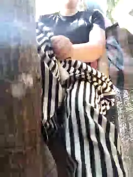 Snapshot of Betty20zx chatting on 03/08/25, 01:28 Betty20zx online show from 03/08/25, 01:28