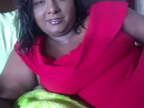 Snapshot of INDIANSIN2 chatting on 01/04/25, 05:16 INDIANSIN2 online show from 01/04/25, 05:16