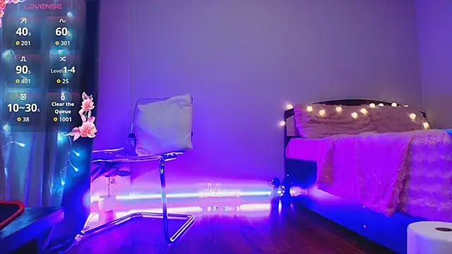 kyliejo18 online show from 12/21/25, 04:08