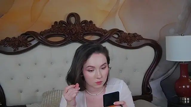 Snapshot of IreneRaye chatting on 02/22/25, 11:35 IreneRaye online show from 02/22/25, 11:35