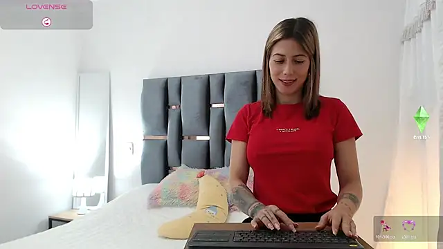 Susana Rios11 online show from 12/22/25, 01:41