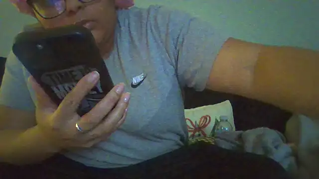 vanilla chocolate23 online show from 12/13/24, 05:10