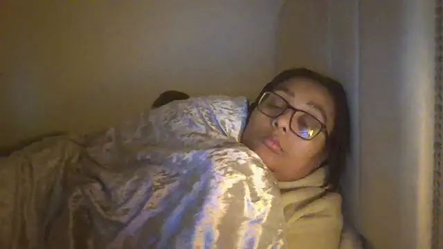 vanilla chocolate23 online show from 12/27/24, 11:31