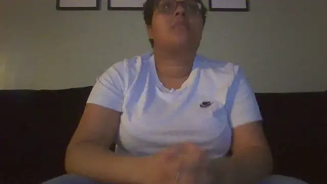 vanilla chocolate23 online show from 02/05/25, 05:20