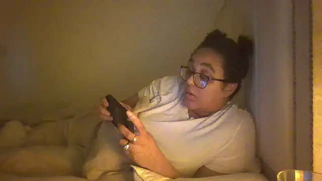 vanilla chocolate23 online show from 02/06/25, 09:38