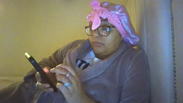 vanilla chocolate23 online show from 02/07/25, 09:26