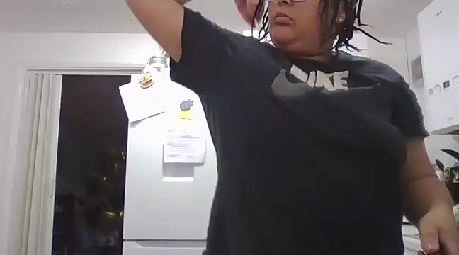 vanilla chocolate23 online show from 02/13/25, 01:48