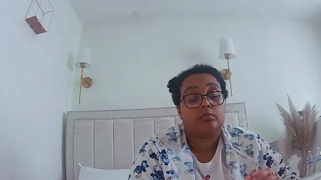 vanilla chocolate23 online show from 09/12/25, 03:34