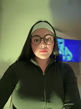 kenndall 21 online show from 11/11/25, 02:00