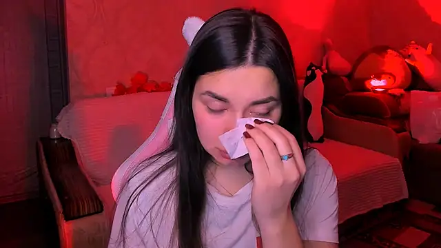 Swee Alicee online show from 12/22/25, 06:49