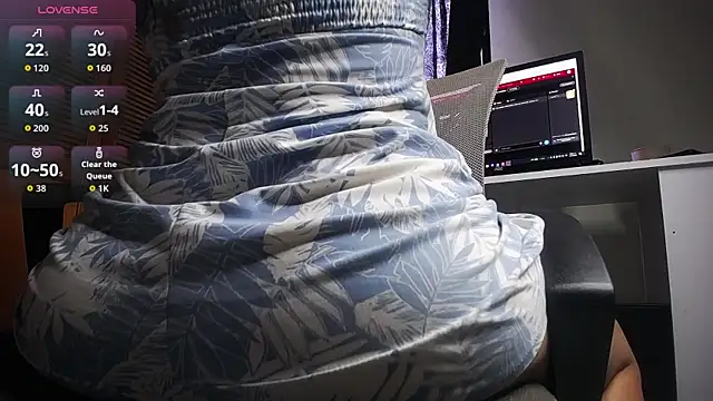 marilynetthan online show from 10/22/25, 01:44