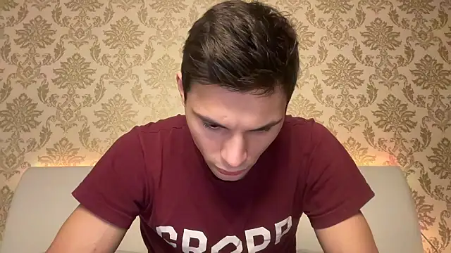 Snapshot of denlover1 chatting on 12/16/24, 05:22 denlover1 online show from 12/16/24, 05:22