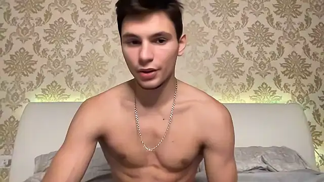 Snapshot of denlover1 chatting on 12/18/24, 10:40 denlover1 online show from 12/18/24, 10:40