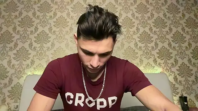 Snapshot of denlover1 chatting on 01/09/25, 02:29 denlover1 online show from 01/09/25, 02:29