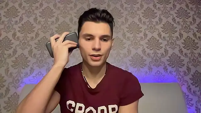 Snapshot of denlover1 chatting on 01/24/25, 03:02 denlover1 online show from 01/24/25, 03:02