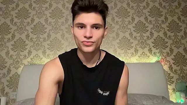 Snapshot of denlover1 chatting on 01/27/25, 03:50 denlover1 online show from 01/27/25, 03:50