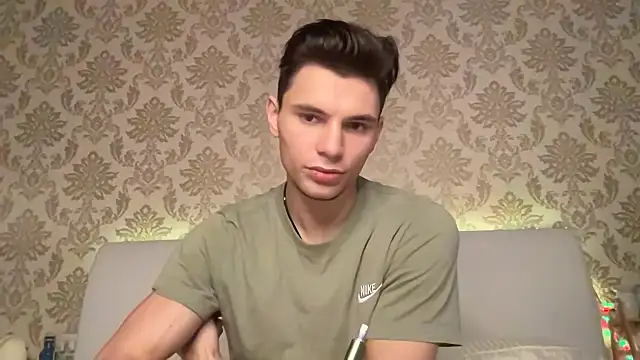 Snapshot of denlover1 chatting on 03/14/25, 09:35 denlover1 online show from 03/14/25, 09:35