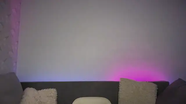 Snapshot of denlover1 chatting on 09/18/25, 08:38 denlover1 online show from 09/18/25, 08:38