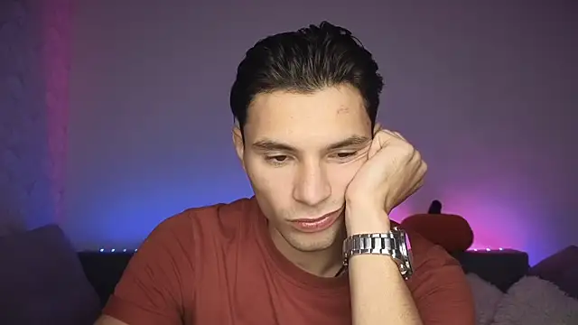 Snapshot of denlover1 chatting on 09/29/25, 07:35 denlover1 online show from 09/29/25, 07:35