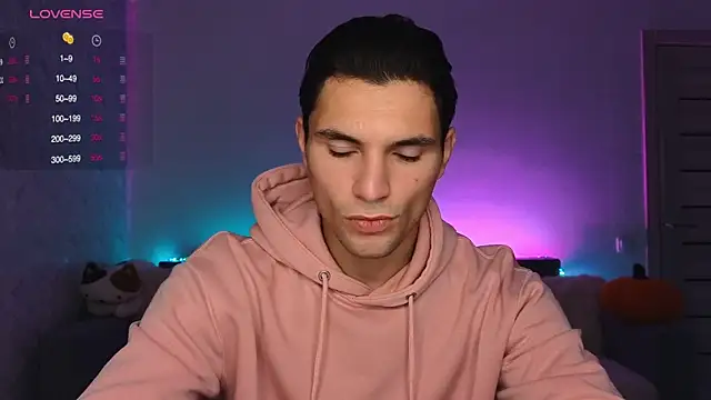 Snapshot of denlover1 chatting on 10/21/25, 06:25 denlover1 online show from 10/21/25, 06:25