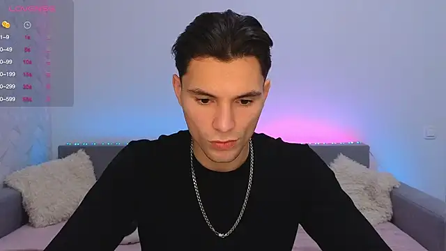 Snapshot of denlover1 chatting on 11/02/25, 10:28 denlover1 online show from 11/02/25, 10:28