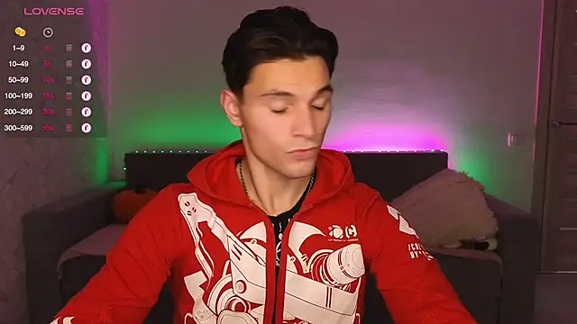 Snapshot of denlover1 chatting on 11/14/25, 09:13 denlover1 online show from 11/14/25, 09:13