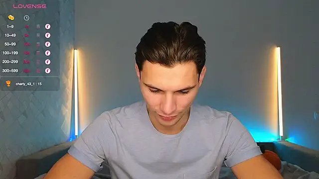 Snapshot of denlover1 chatting on 11/23/25, 09:09 denlover1 online show from 11/23/25, 09:09