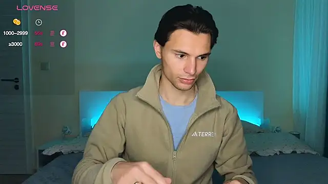 denlover1 online show from 05/04/26, 07:26