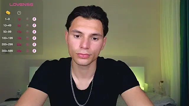 denlover1 online show from 05/11/26, 01:39