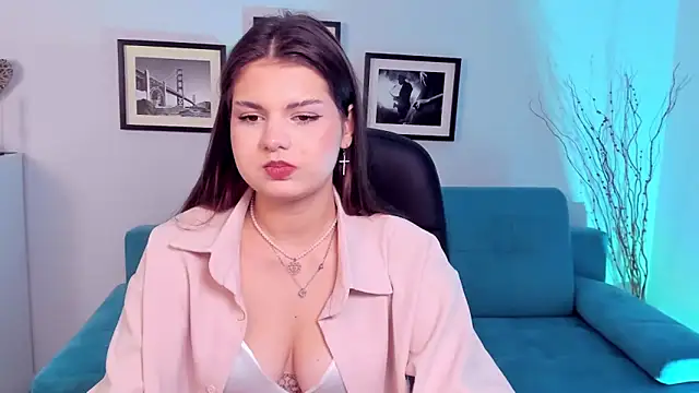 AdeliaKiss online show from 12/03/24, 08:39