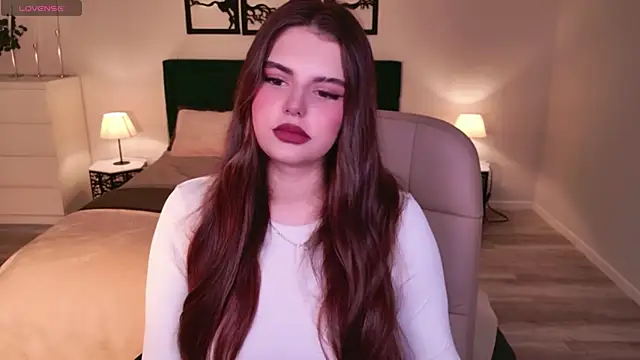 AdeliaKiss online show from 06/06/26, 04:06