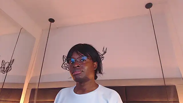 candy lovee69 online show from 11/28/25, 12:02