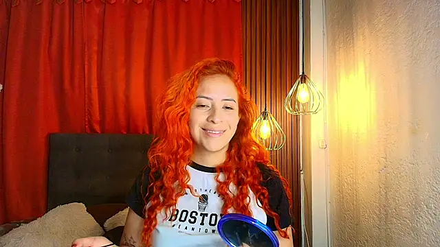 Snapshot of sahra_taylor_ chatting on 07/19/26, 01:48 sahra taylor online show from 07/19/26, 01:48