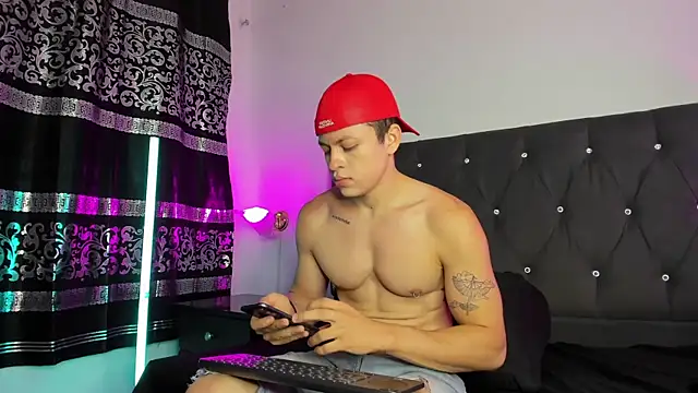 Angel Cuervo online show from 03/10/25, 12:37