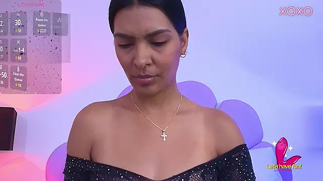 Snapshot of Alyson-a chatting on 03/08/25, 02:08 Alyson-a online show from 03/08/25, 02:08