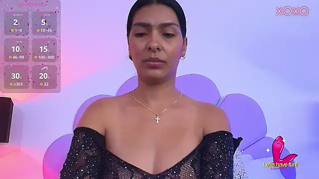 Snapshot of Alyson-a chatting on 03/08/25, 05:22 Alyson-a online show from 03/08/25, 05:22