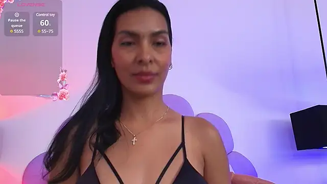 Snapshot of Alyson-a chatting on 03/20/25, 02:21 Alyson-a online show from 03/20/25, 02:21