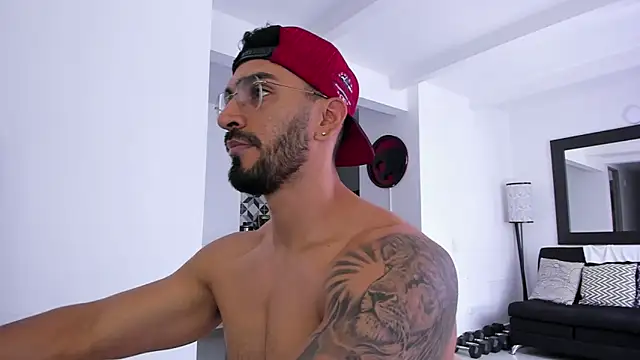 tony muscle online show from 02/28/25, 06:09