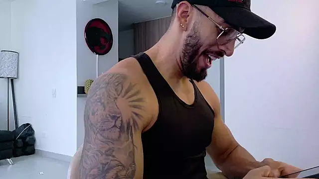 tony muscle online show from 09/30/25, 09:42